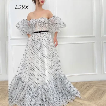 LSYX С открити рамене, пищните ръкави, тюлевое рокля за сватбени партита 2023, колан във формата на сърце, трапециевидное вечерна рокля за абитуриентски бал с отворен гръб, Дължина до пода