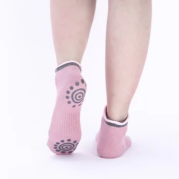 Дамски висококачествени бандажные чорапи за йога, мини, бързо съхнещи, заглушителен Чорапи за пилатес, балет, Добро сцепление за жени, памучни чорапи за момичета