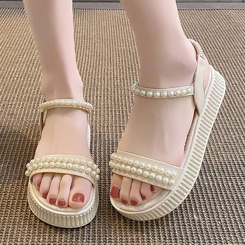 Модни сандали с перлата на каишка на дебела подметка, дамски летни сандали на платформа с еластична лента отзад дамски нескользящие сабо от изкуствена кожа, Sandalias