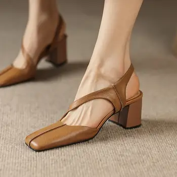 Натурална обувки от естествена кожа на дебел висок ток с квадратни пръсти, однотонная, прохладна лятна мода, пикантен дамски сандали с отворена пета